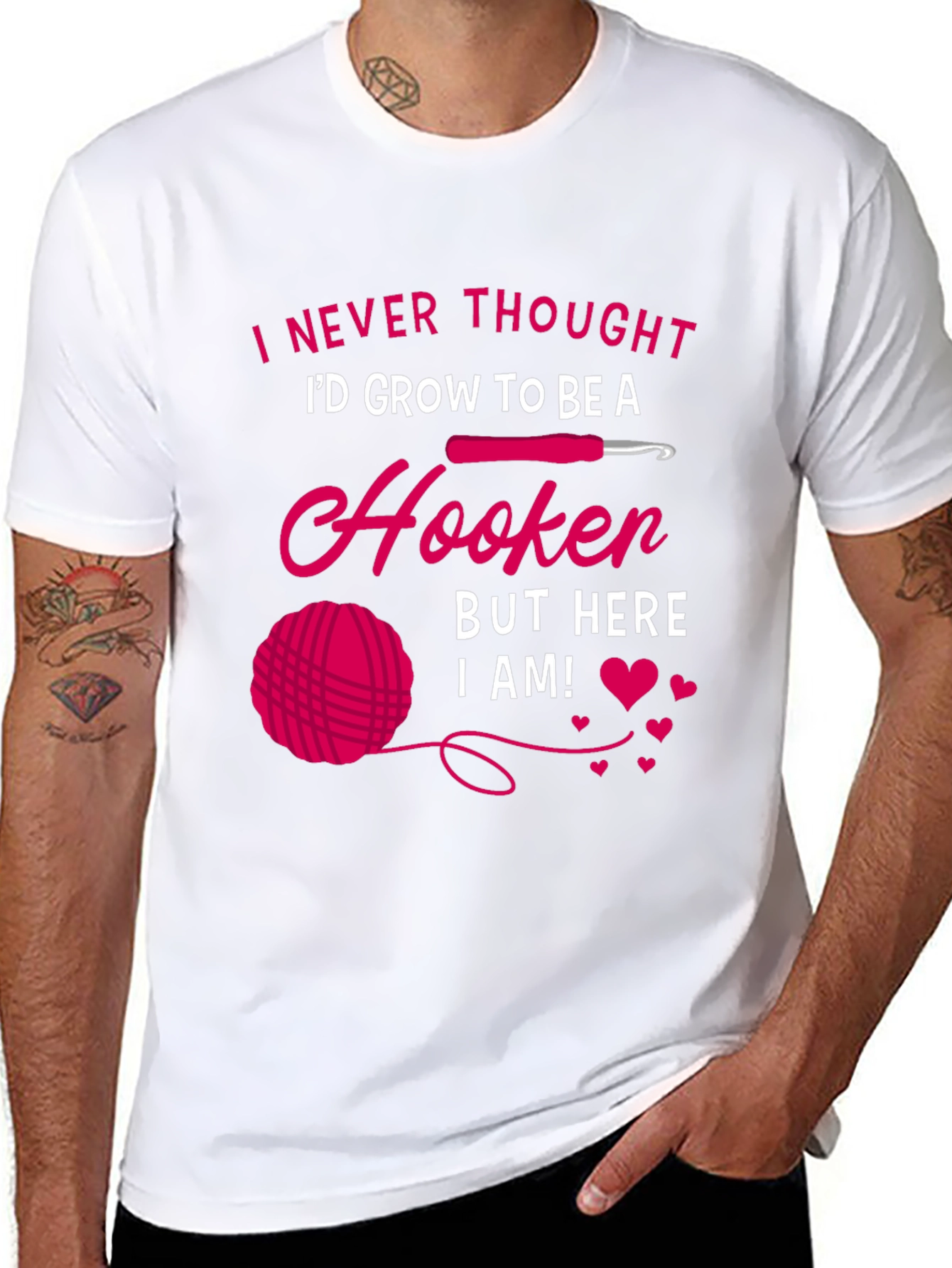 Camiseta Negra con Diseño de Crochet Hooker