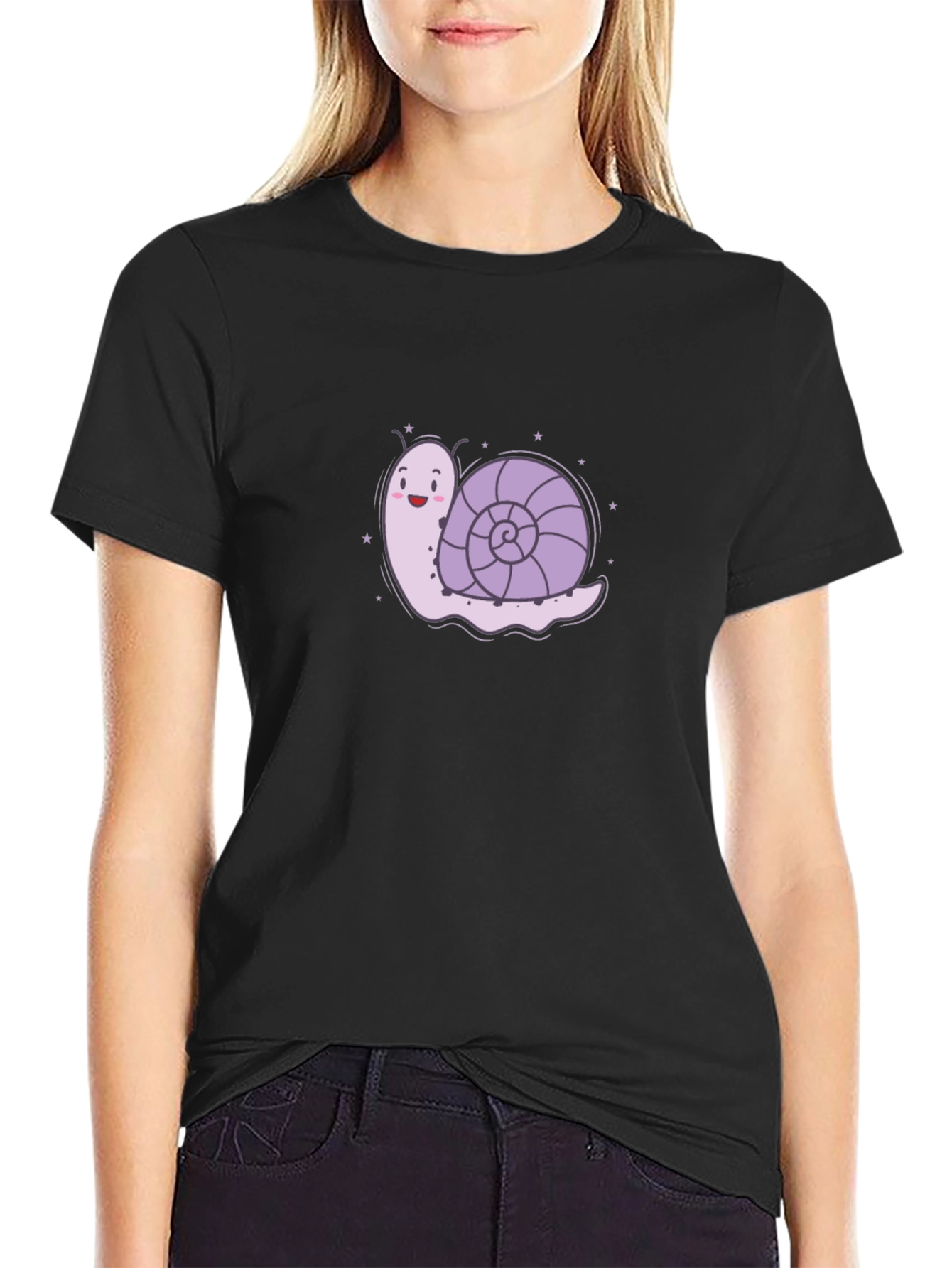 Camiseta Negra con Diseño de Caracol Adorable