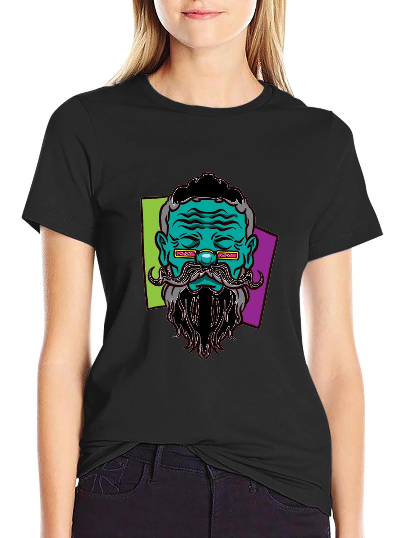 Camiseta Negra con Diseño de Cara Barbuda Abstracta