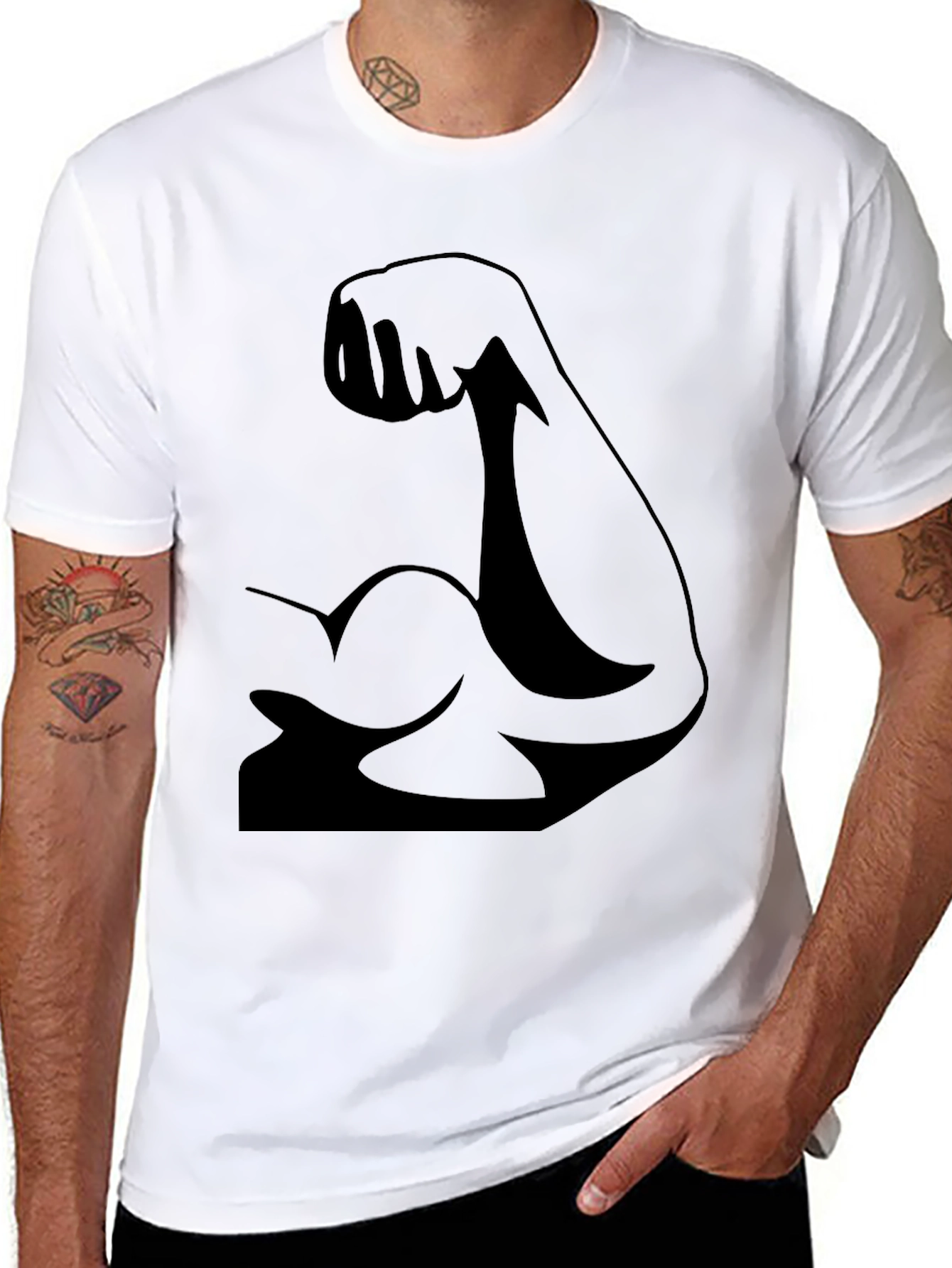 Camiseta Negra con Diseño de Bíceps Musculoso