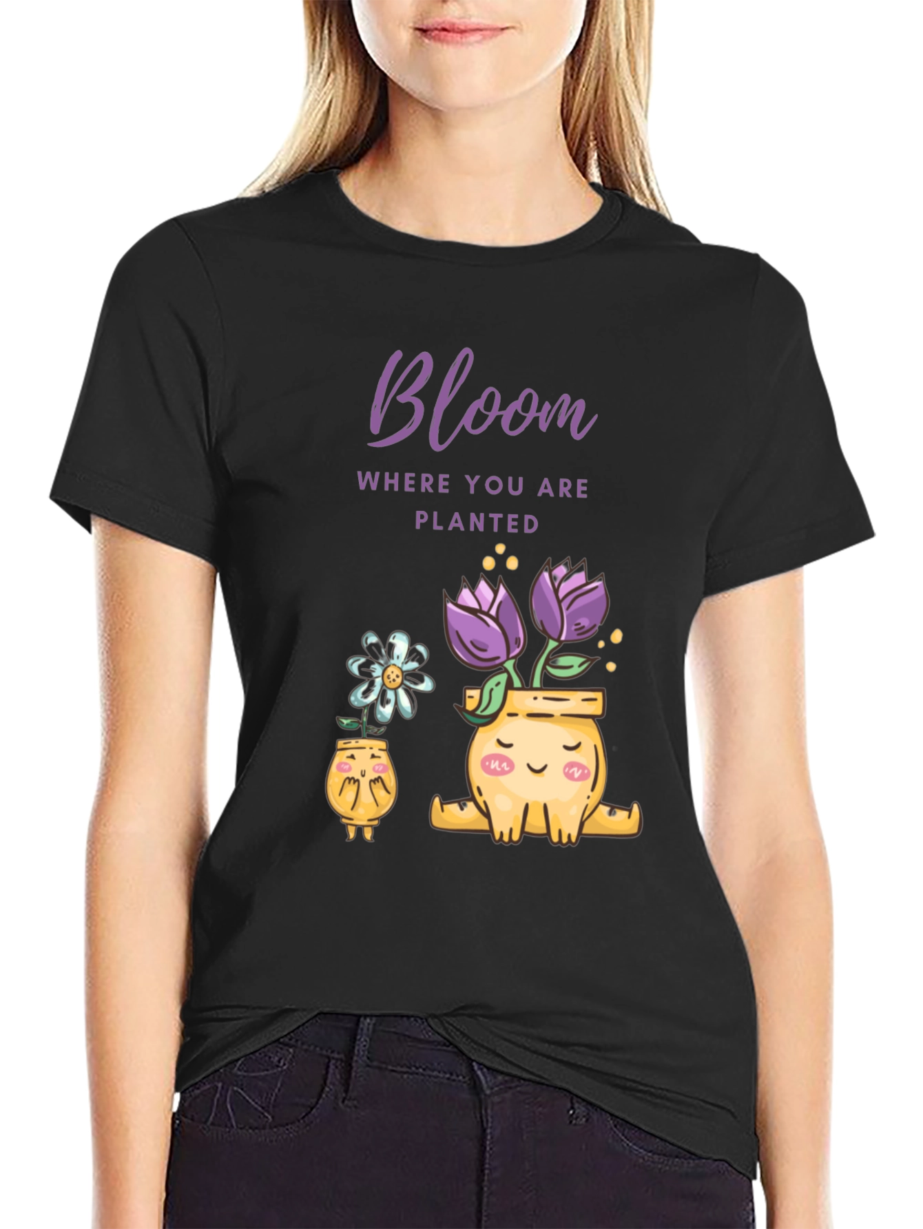 Camiseta Negra Bloom Flores en Macetas