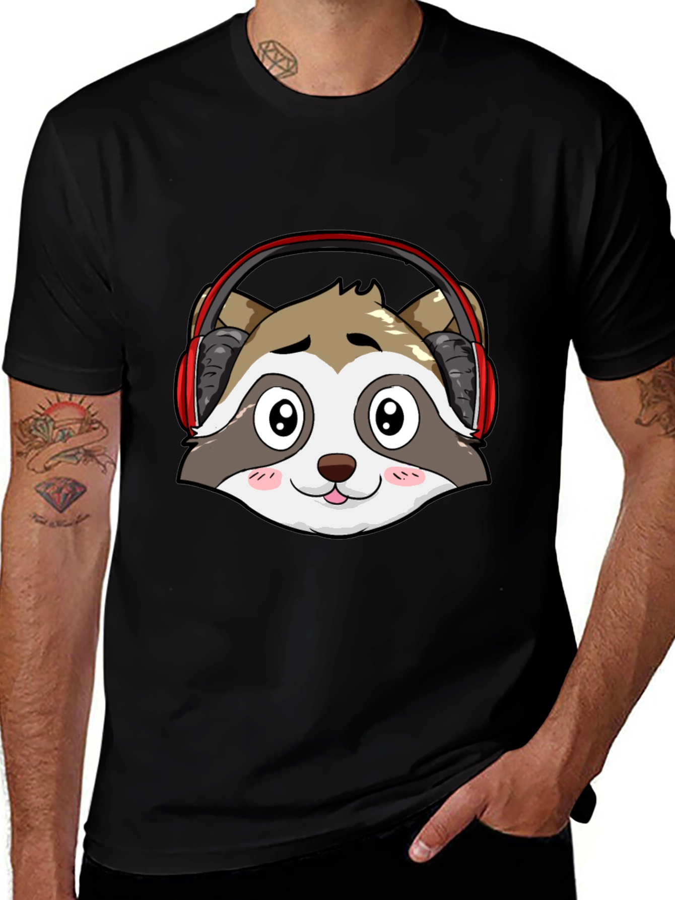 Camiseta Negra con Diseño de Mapache con Auriculares