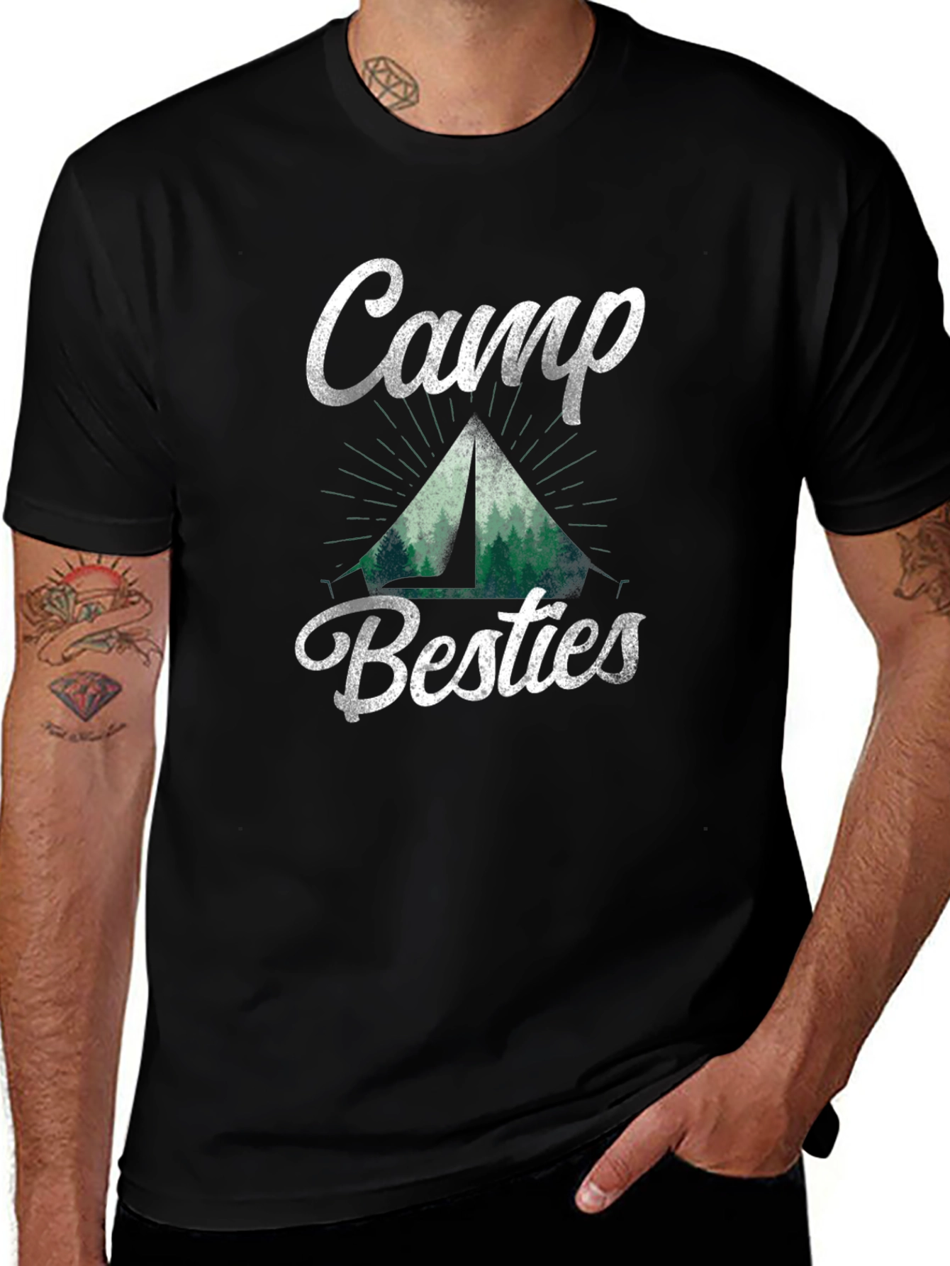 Camiseta Negra Camp Besties para Aventura y Amistad