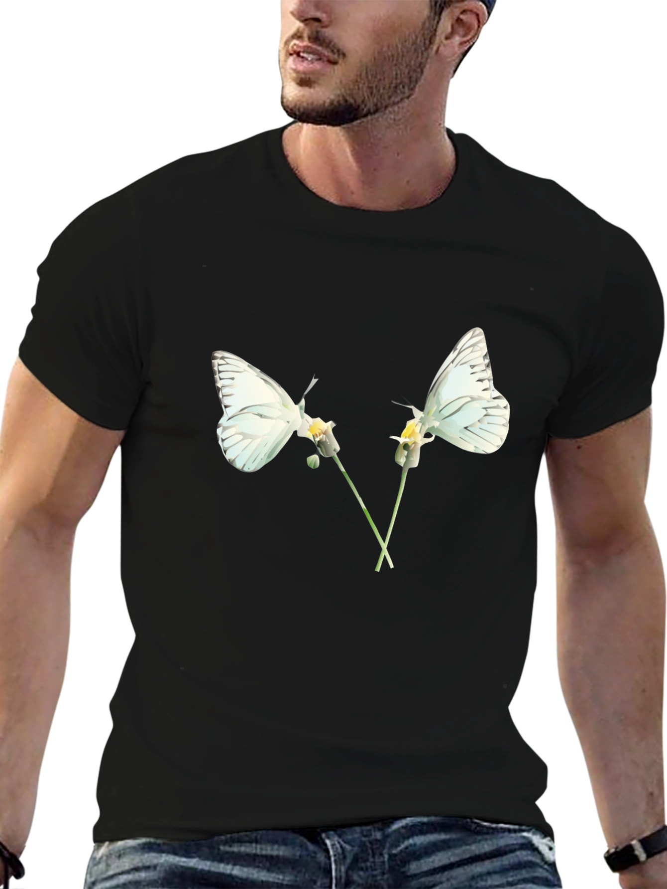 Camiseta Negra con Diseño de Mariposas Blancas