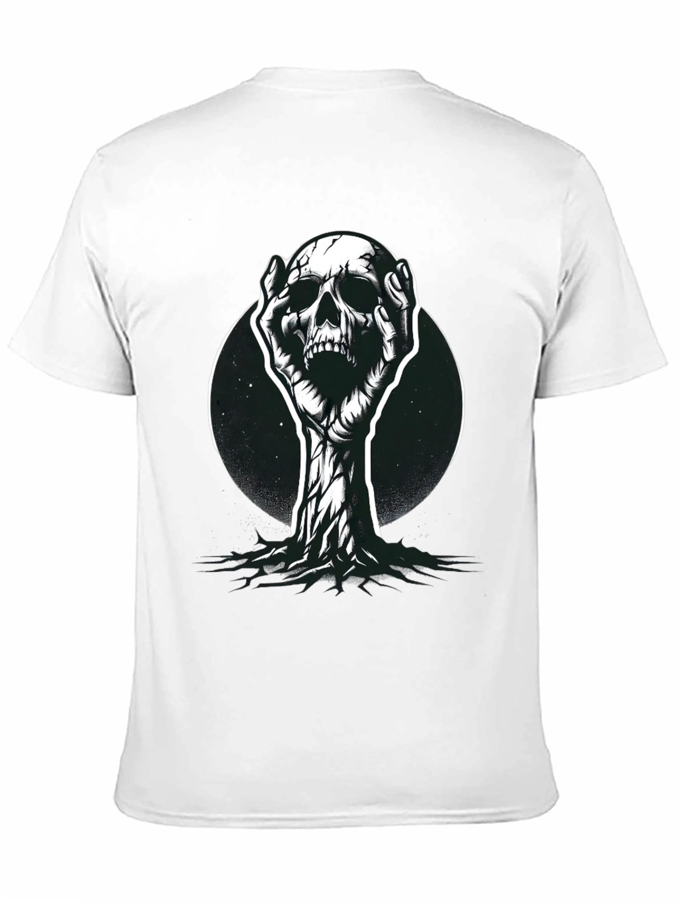 Camiseta Negra con Diseño de Cráneo y Manos