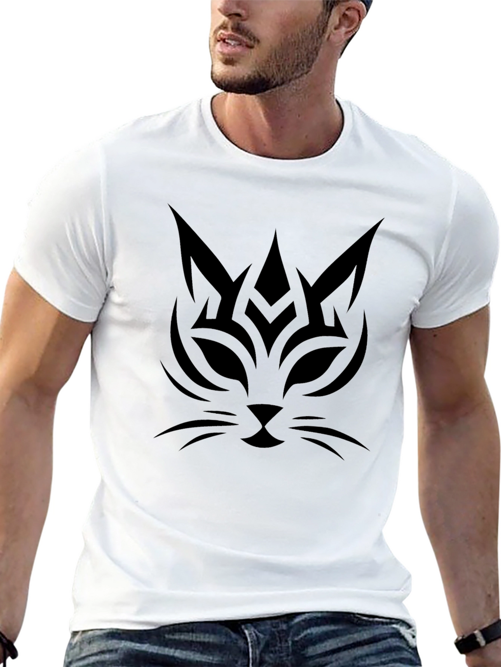 Camiseta Negra con Diseño de Gato Tribal