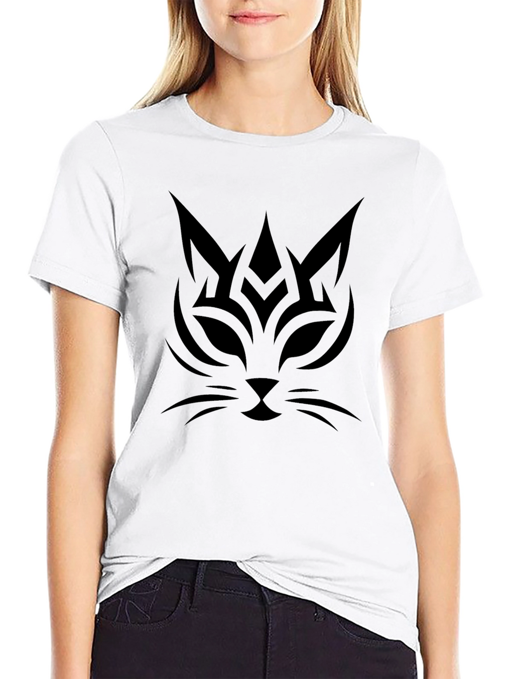 Camiseta Negra con Diseño de Gato Tribal