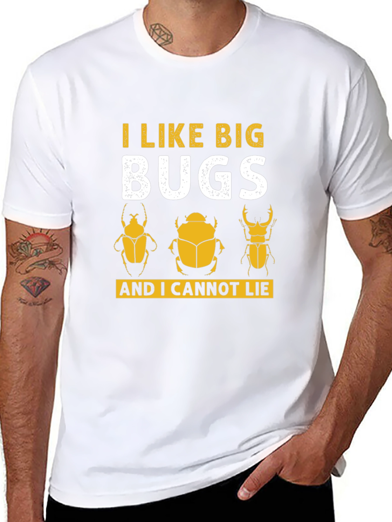 Camiseta Negra con Diseño de Insectos Divertido