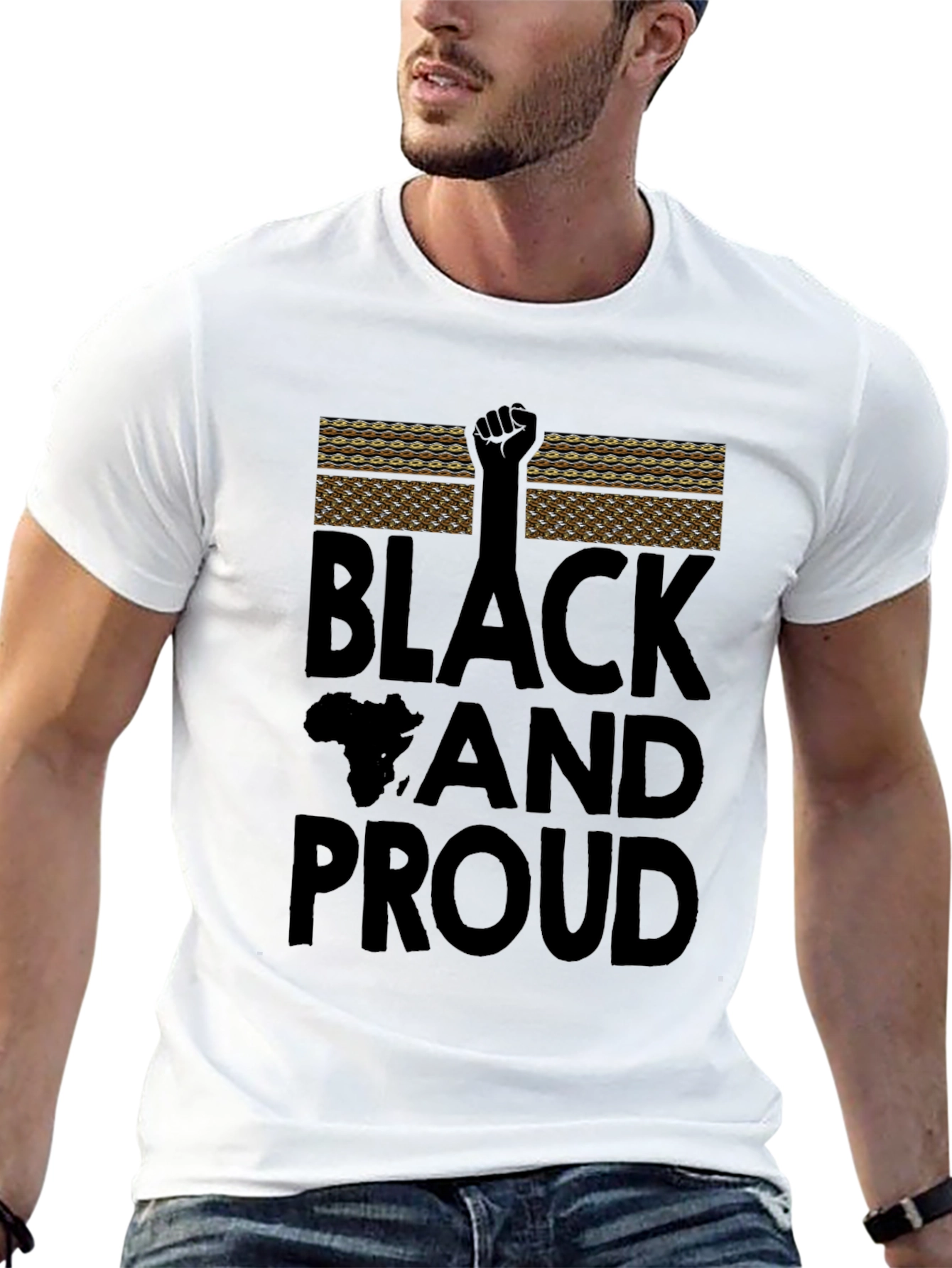 Camiseta Negra Black and Proud con Diseño Africano