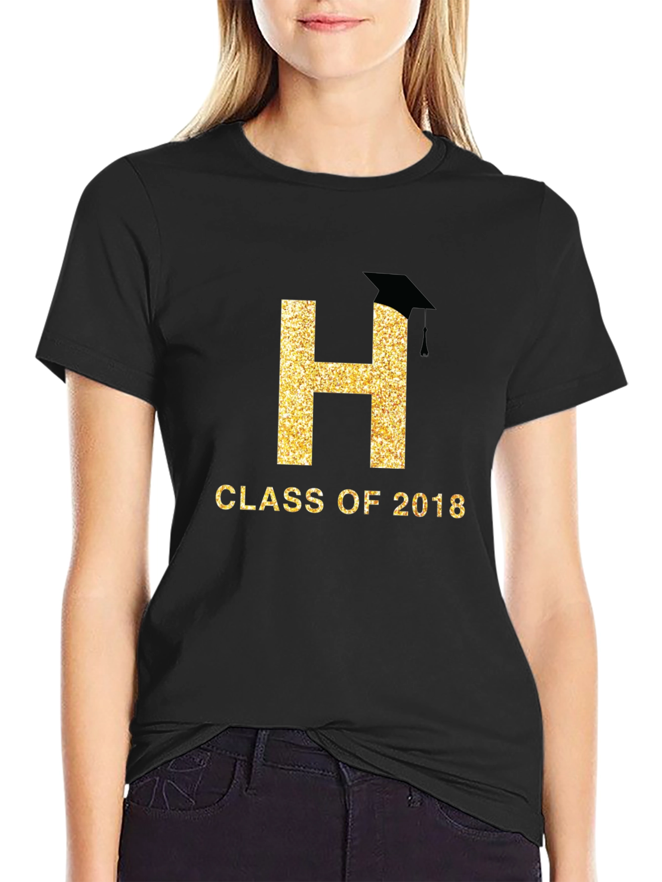 Camiseta Negra Clase de 2018 con Letra H Dorada