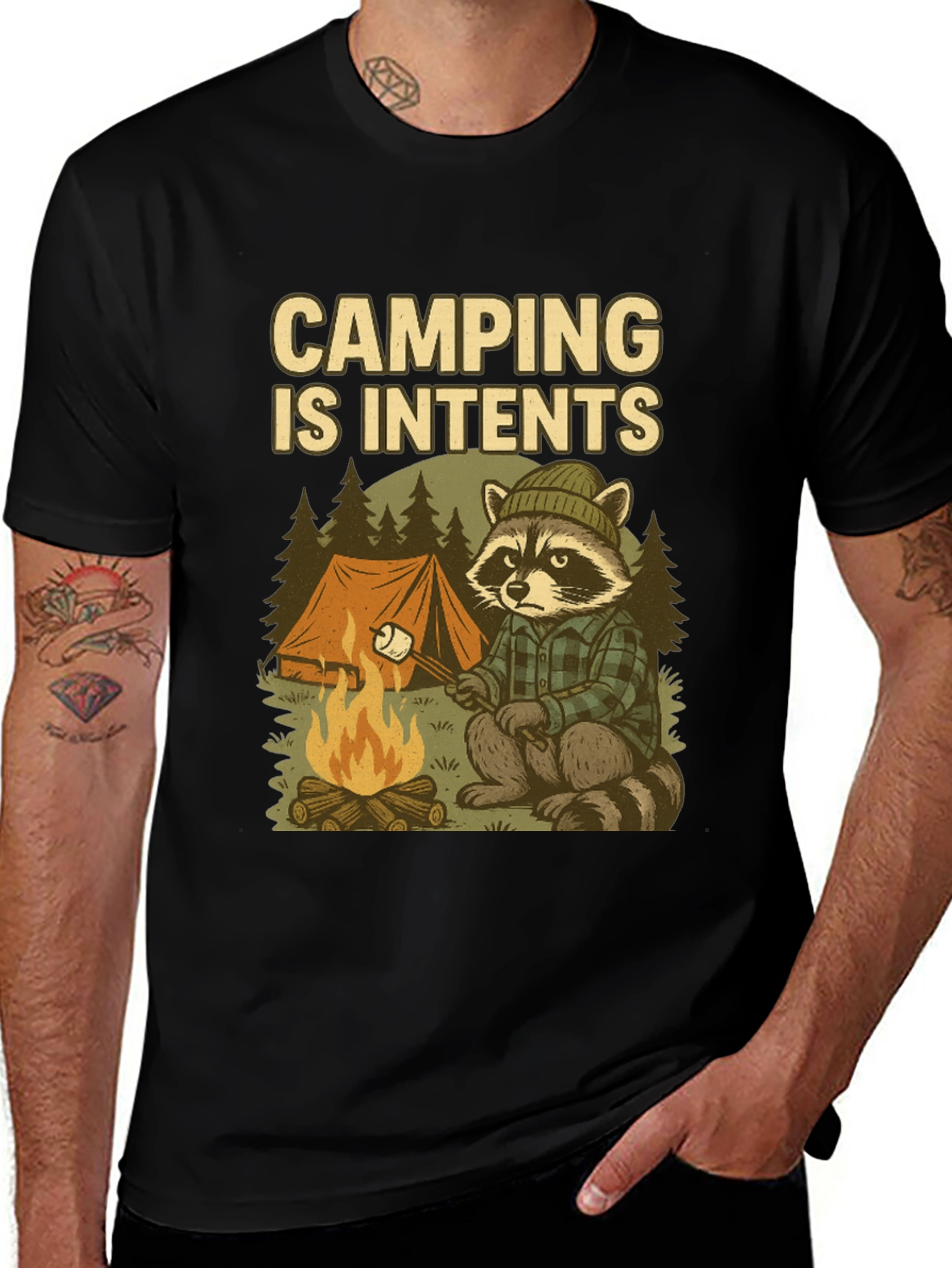Camiseta Negra Camping Is Intents con Diseño de Mapache