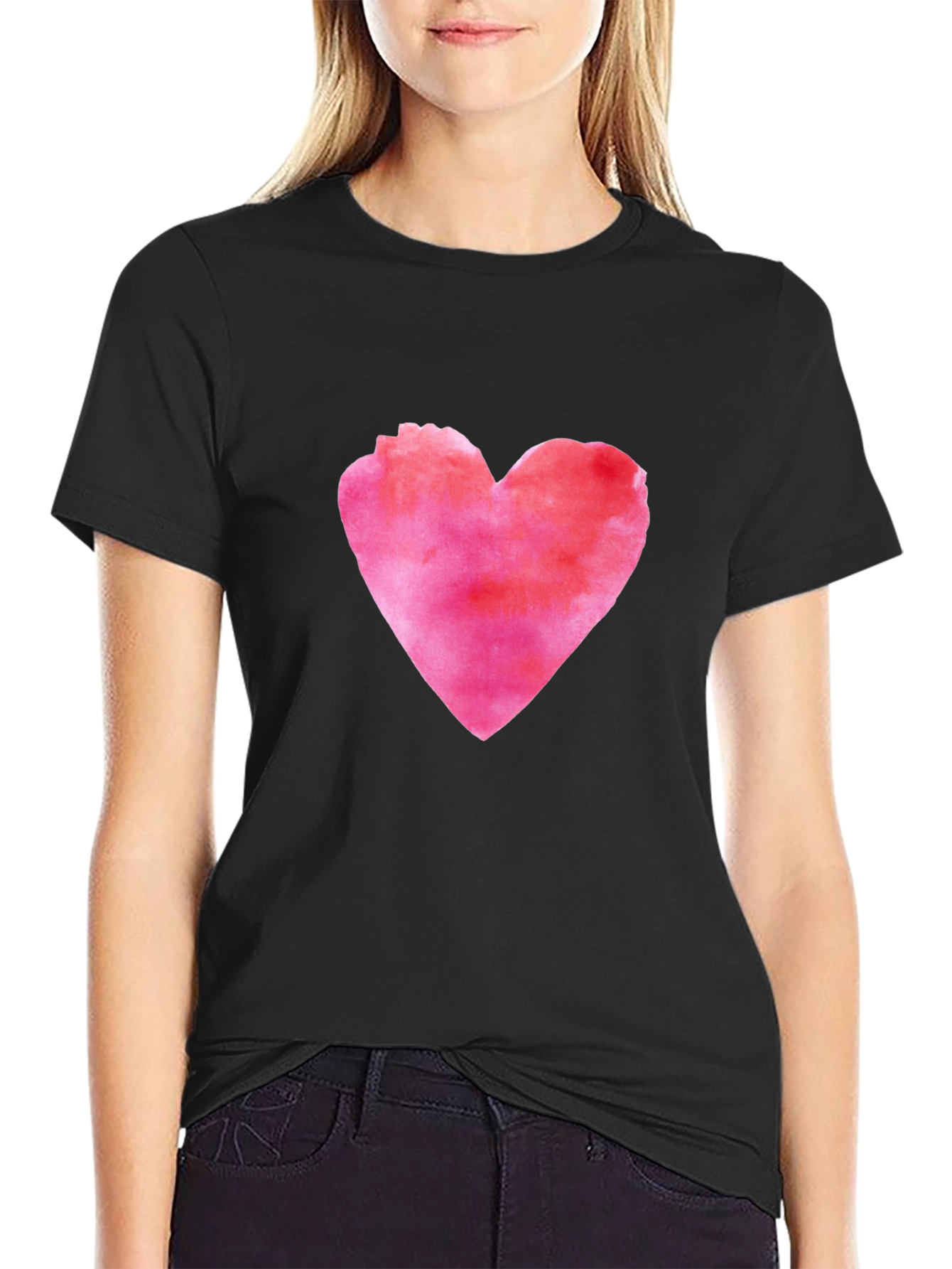 Camiseta Negra con Corazón Acuarela