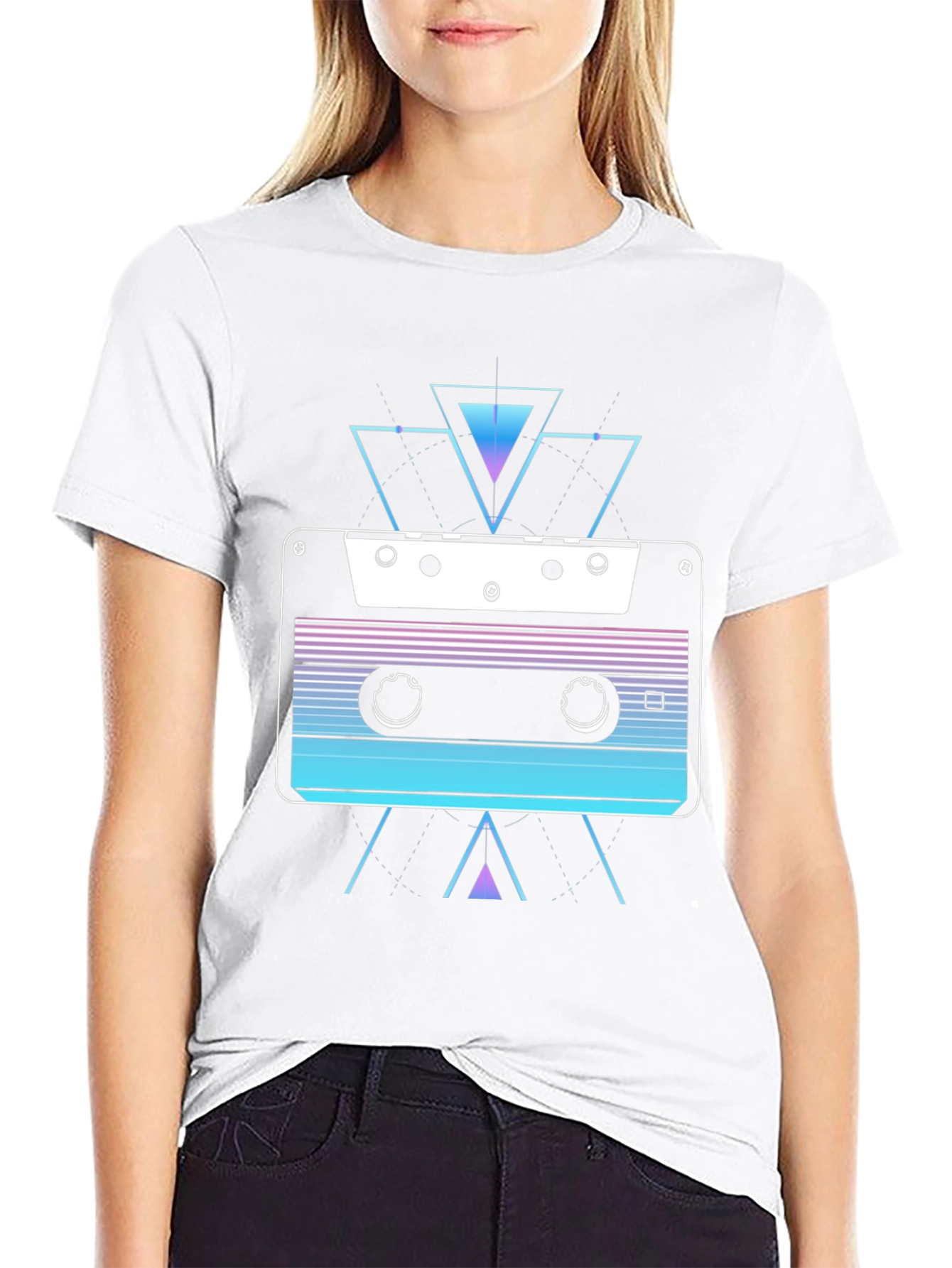 Camiseta Negra con Diseño Cassette Retro