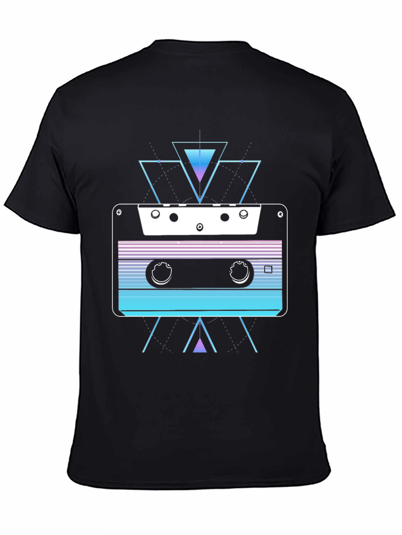 Camiseta Negra con Diseño Cassette Retro