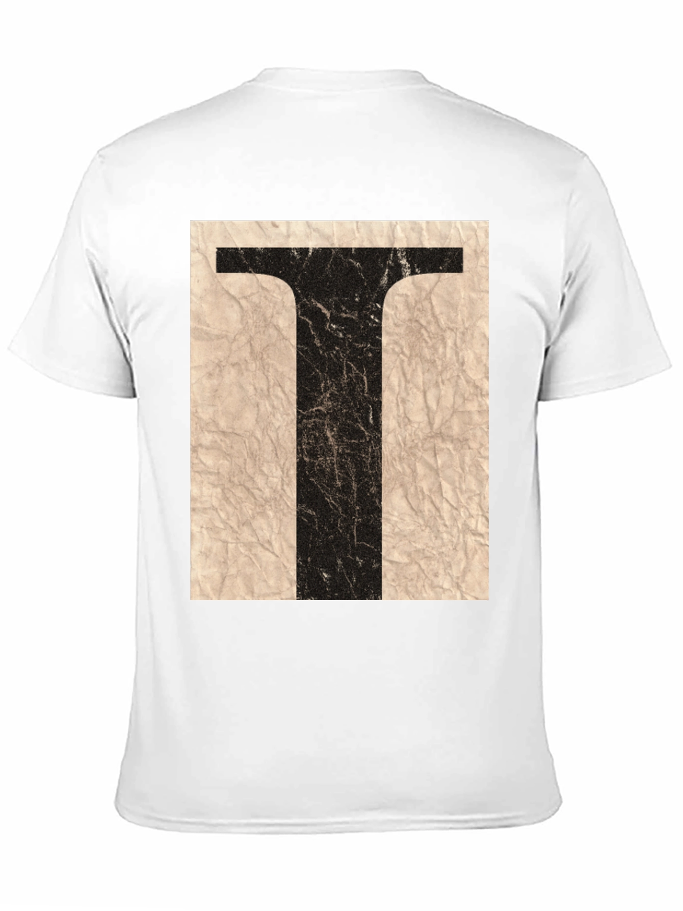 Camiseta Negra con Diseño de Letra T Vintage