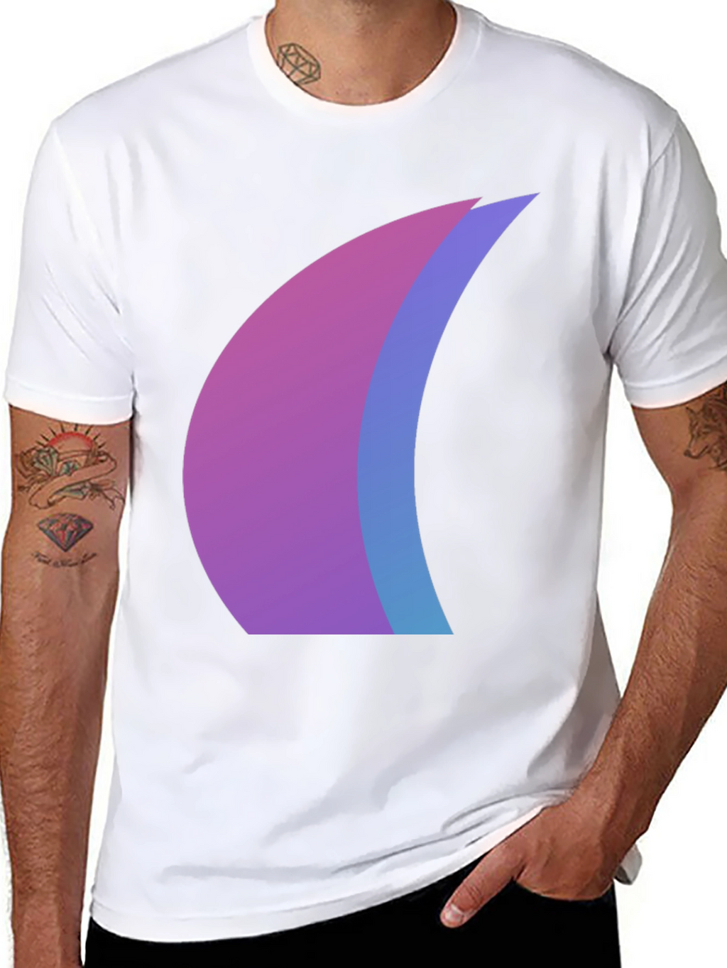 Camiseta Negra con Diseño Abstracto Degradado