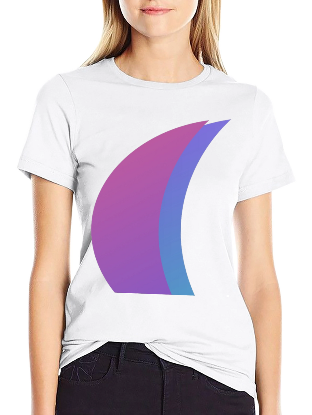 Camiseta Negra con Diseño Abstracto Degradado