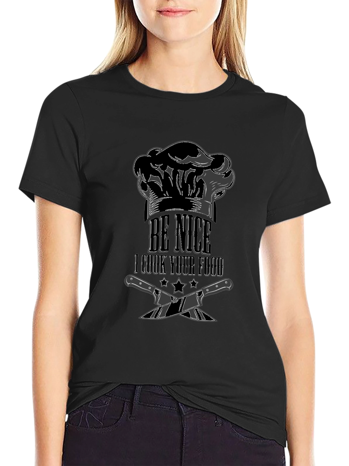 Camiseta Negra Be Nice I Cook Your Food