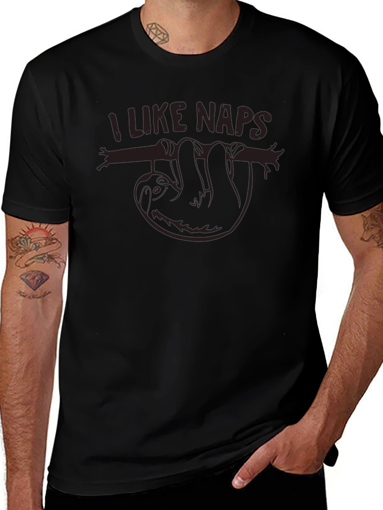 Camiseta Negra con Diseño de Perezoso y la Frase I Like Naps