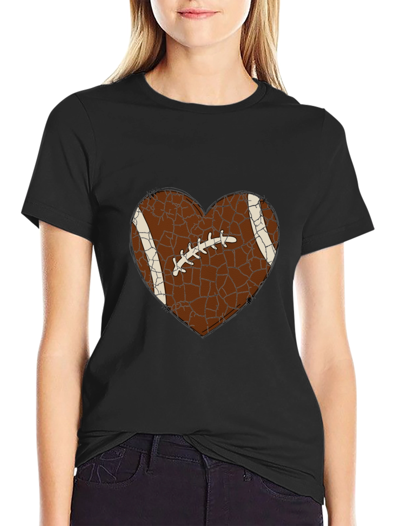 Camiseta Negra con Corazón de Fútbol Americano