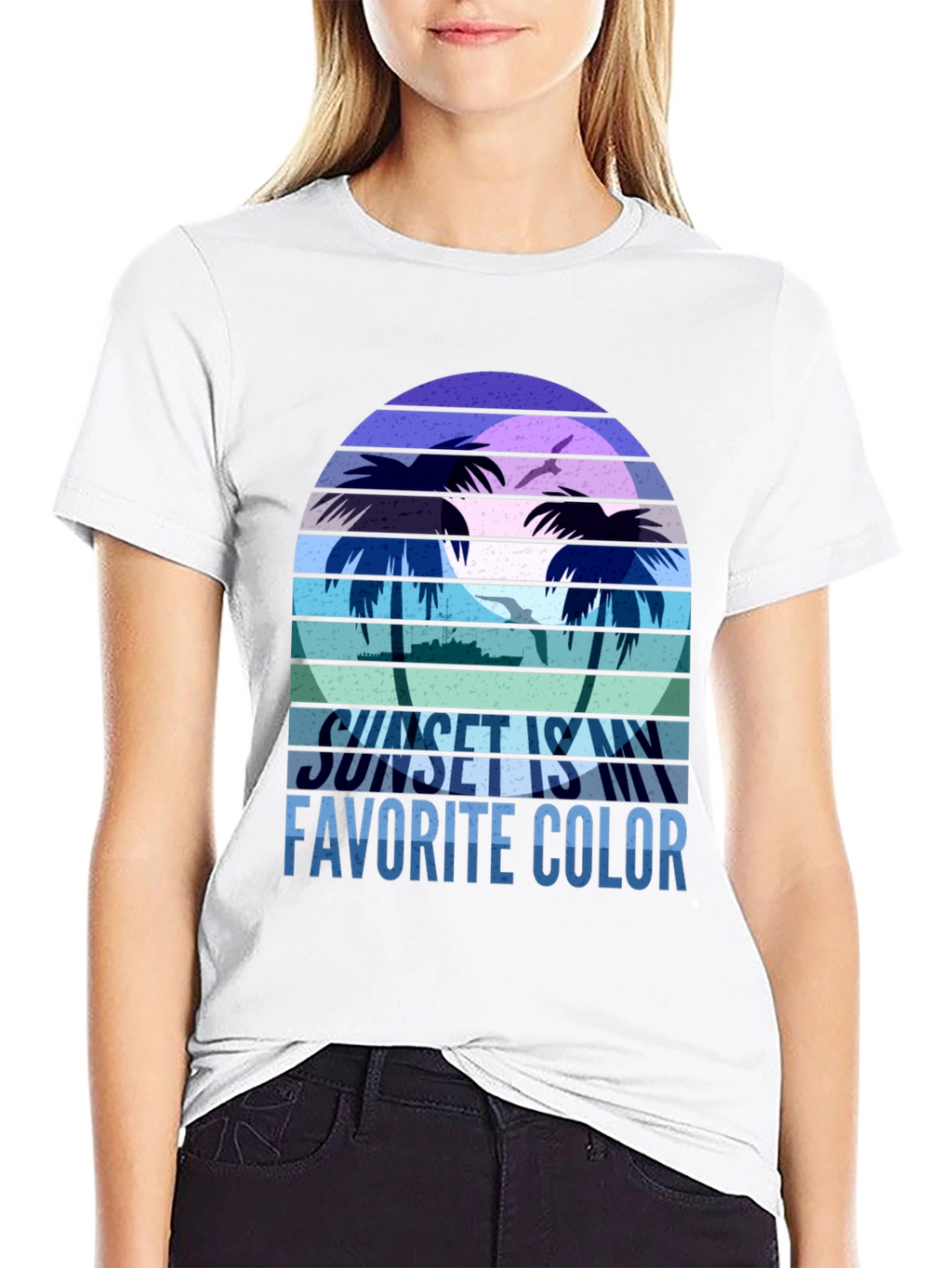 Camiseta Negra con Diseño de Atardecer Tropical
