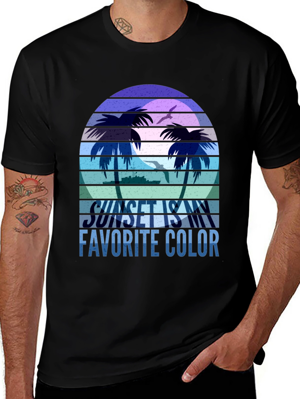 Camiseta Negra con Diseño de Atardecer Tropical