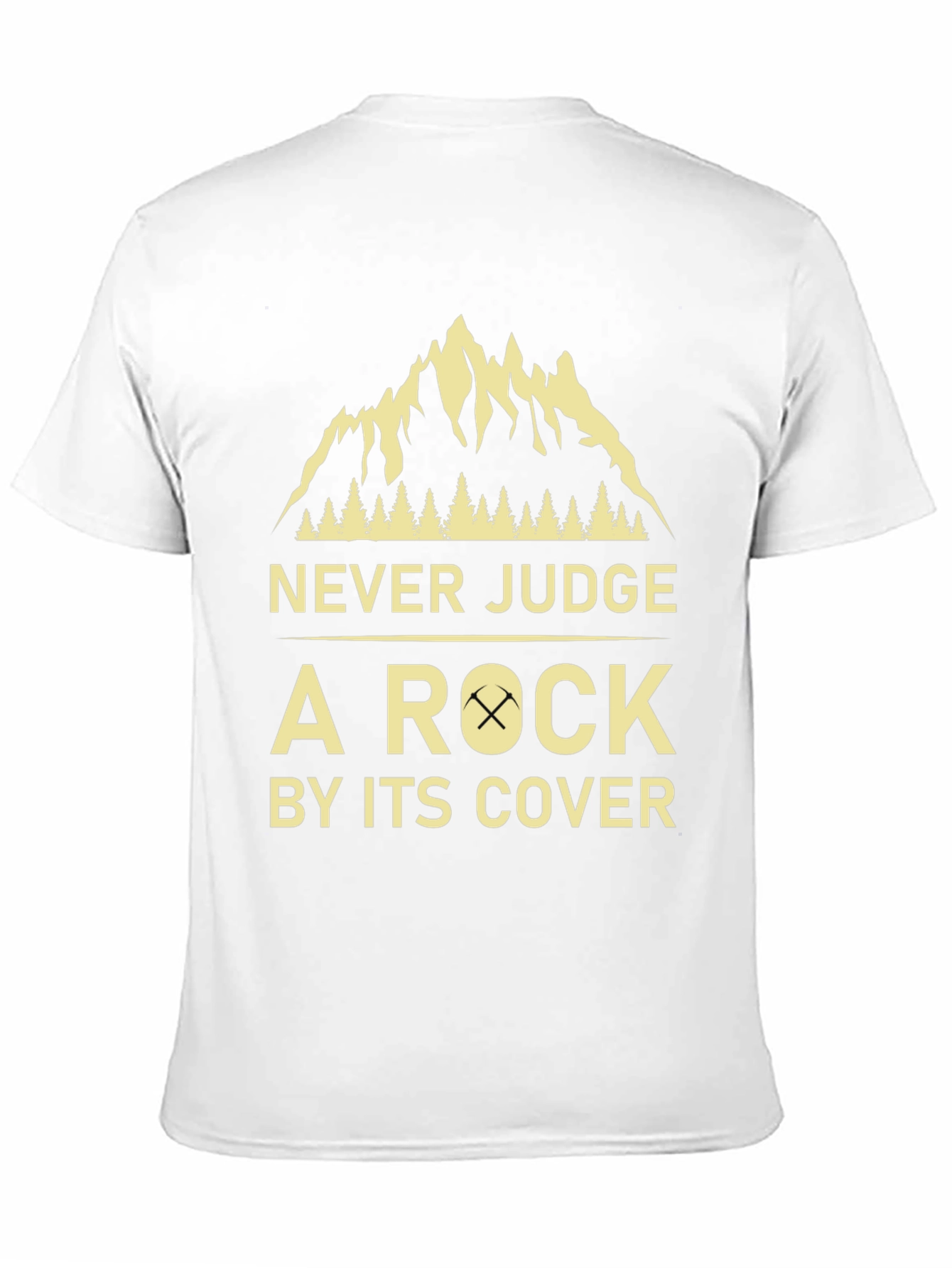 Camiseta Negra con Diseño de Montaña y Frase Inspiradora