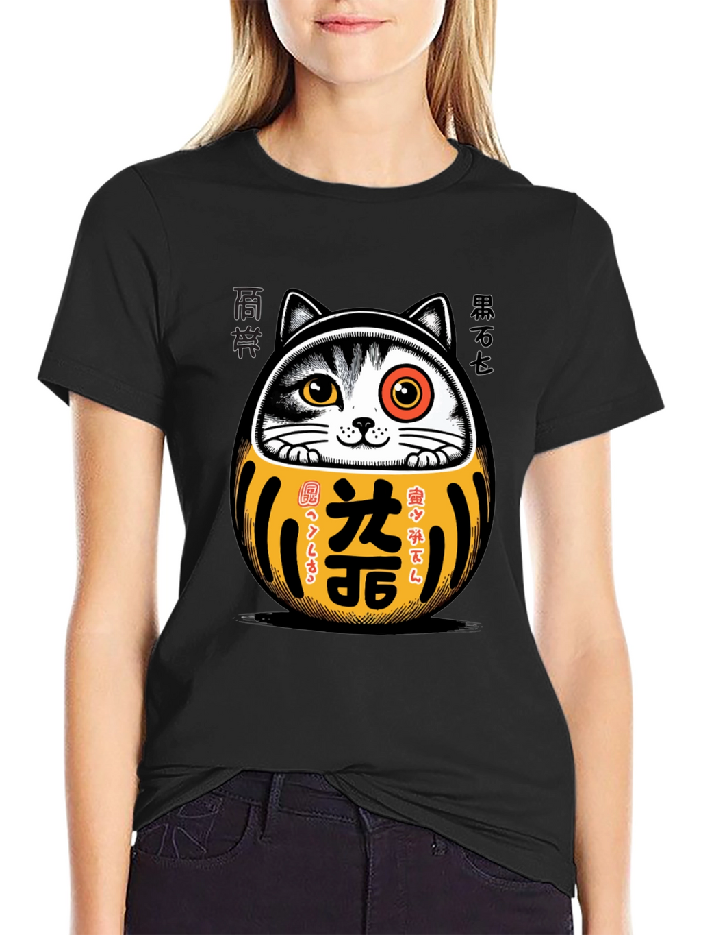 Camiseta Negra con Diseño Daruma Gato Japonés