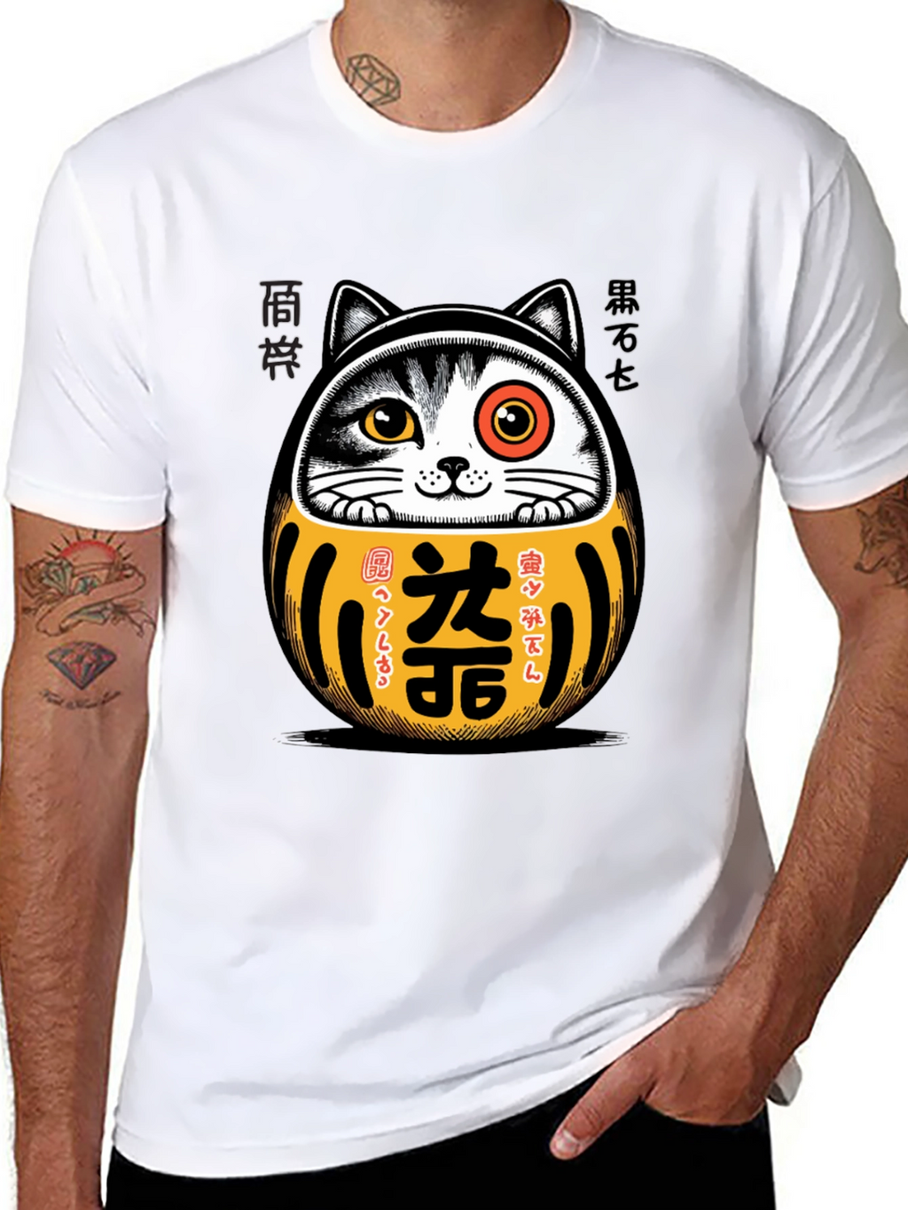 Camiseta Negra con Diseño Daruma Gato Japonés