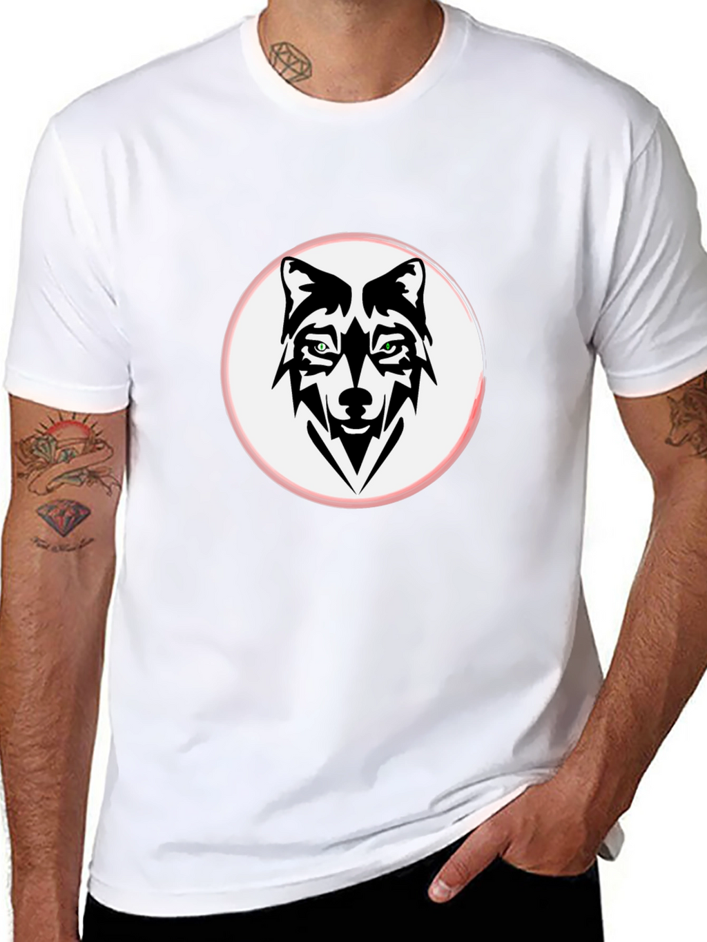 Camiseta Negra con Diseño de Lobo Abstracto