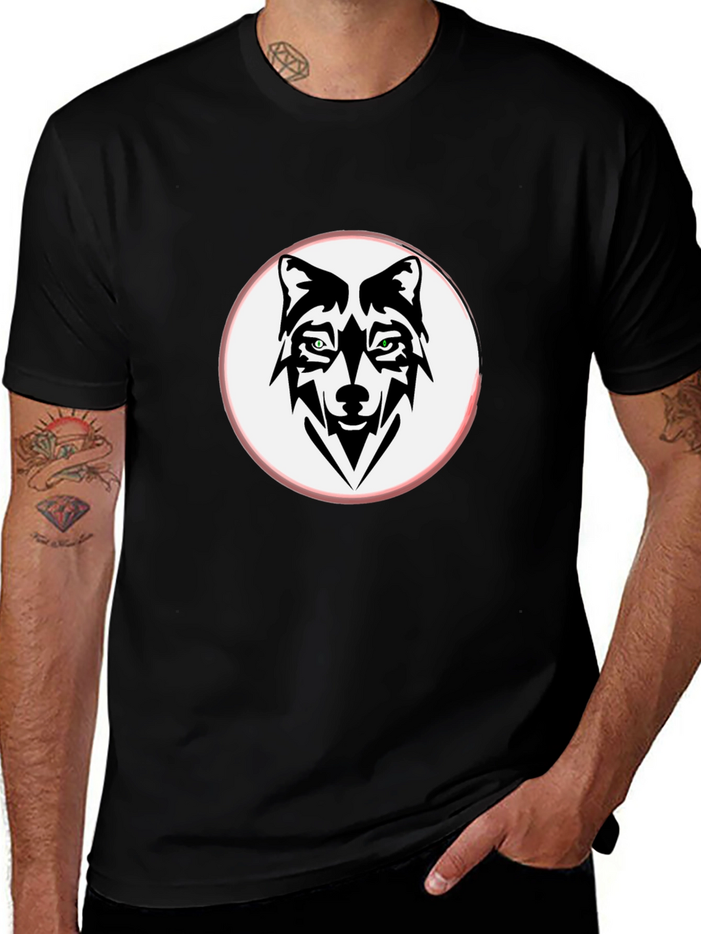 Camiseta Negra con Diseño de Lobo Abstracto