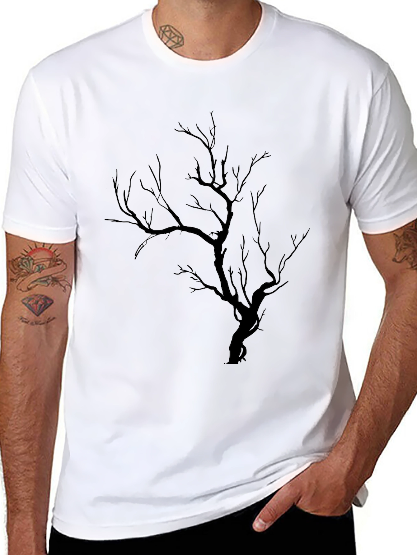 Camiseta Negra con Diseño de Árbol
