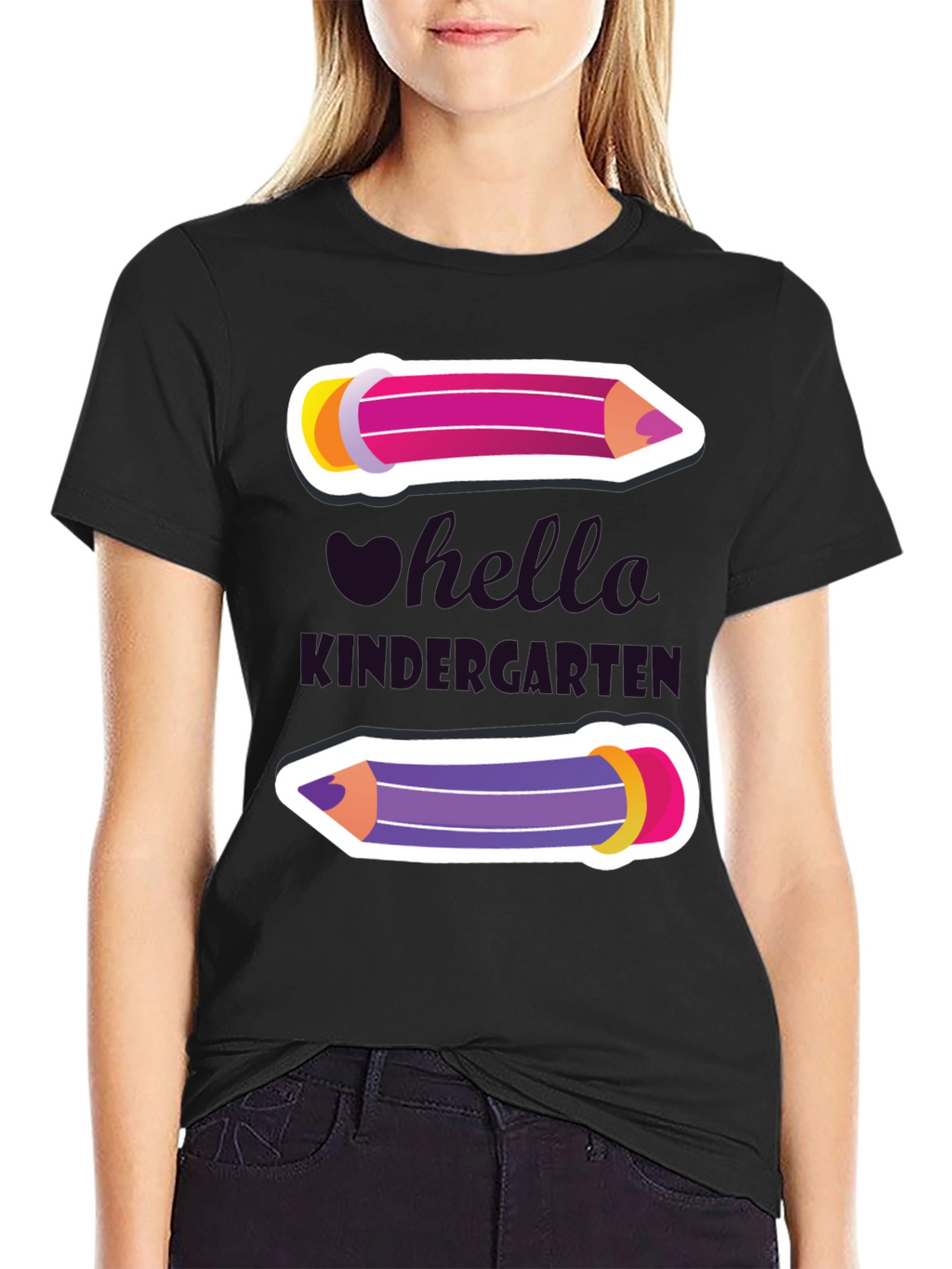Camiseta Hola Kindergarten con Diseño de Lápices