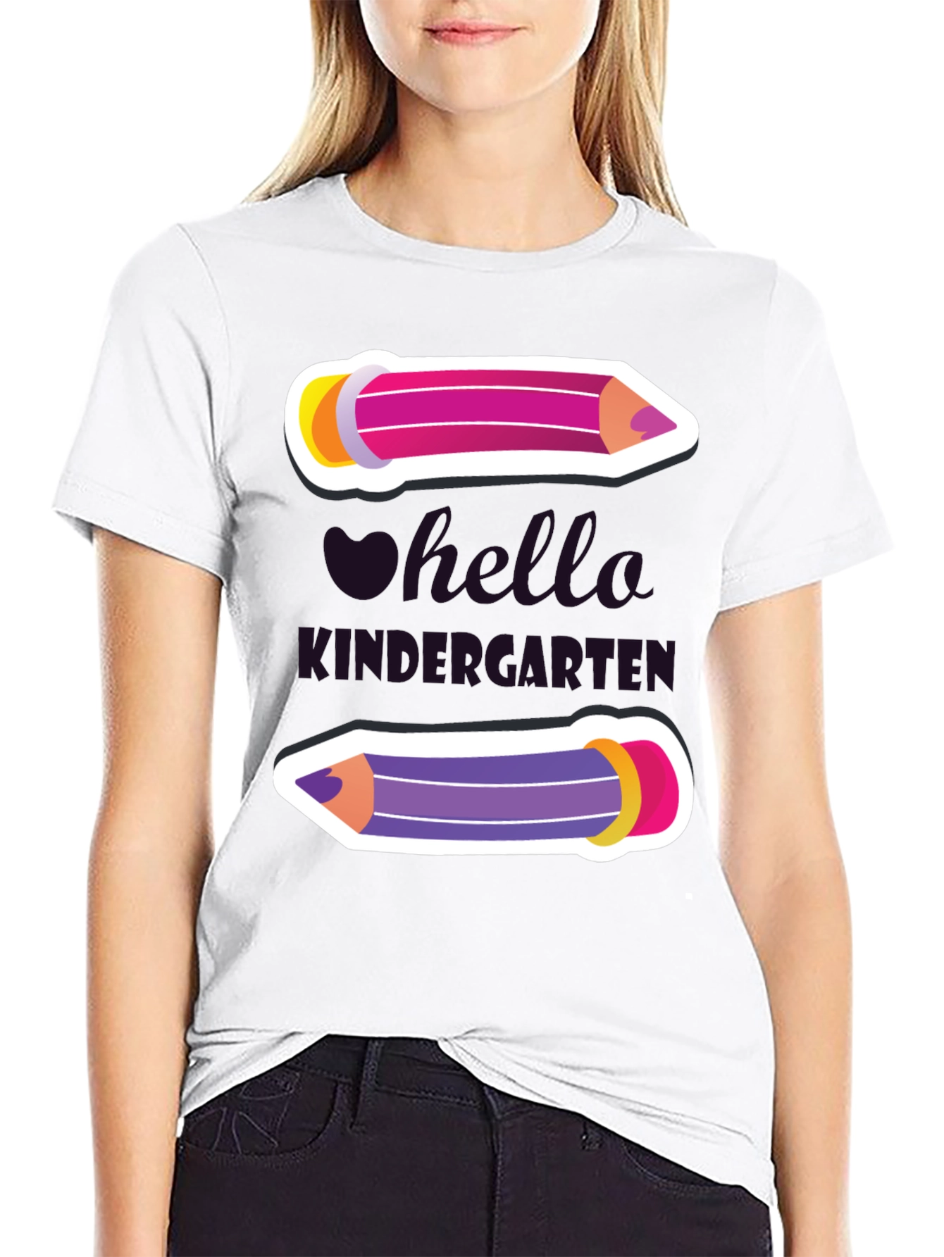 Camiseta Hola Kindergarten con Diseño de Lápices