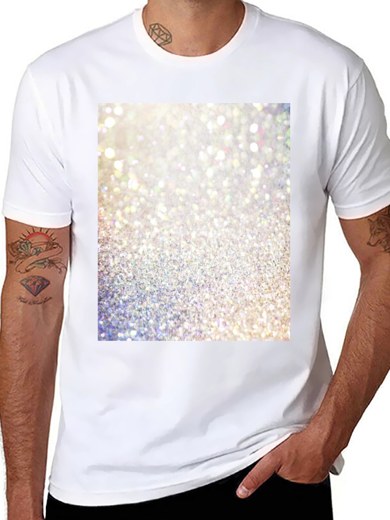 Camiseta Negra con Diseño Brillante Abstracto