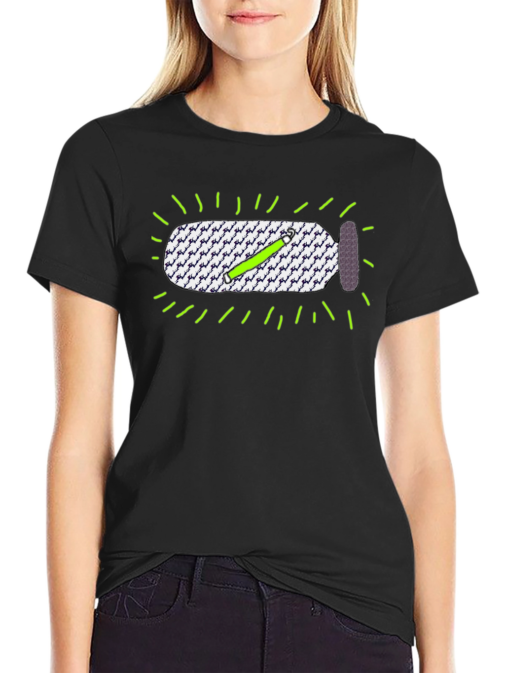 Camiseta Negra con Diseño de Batería Recargable