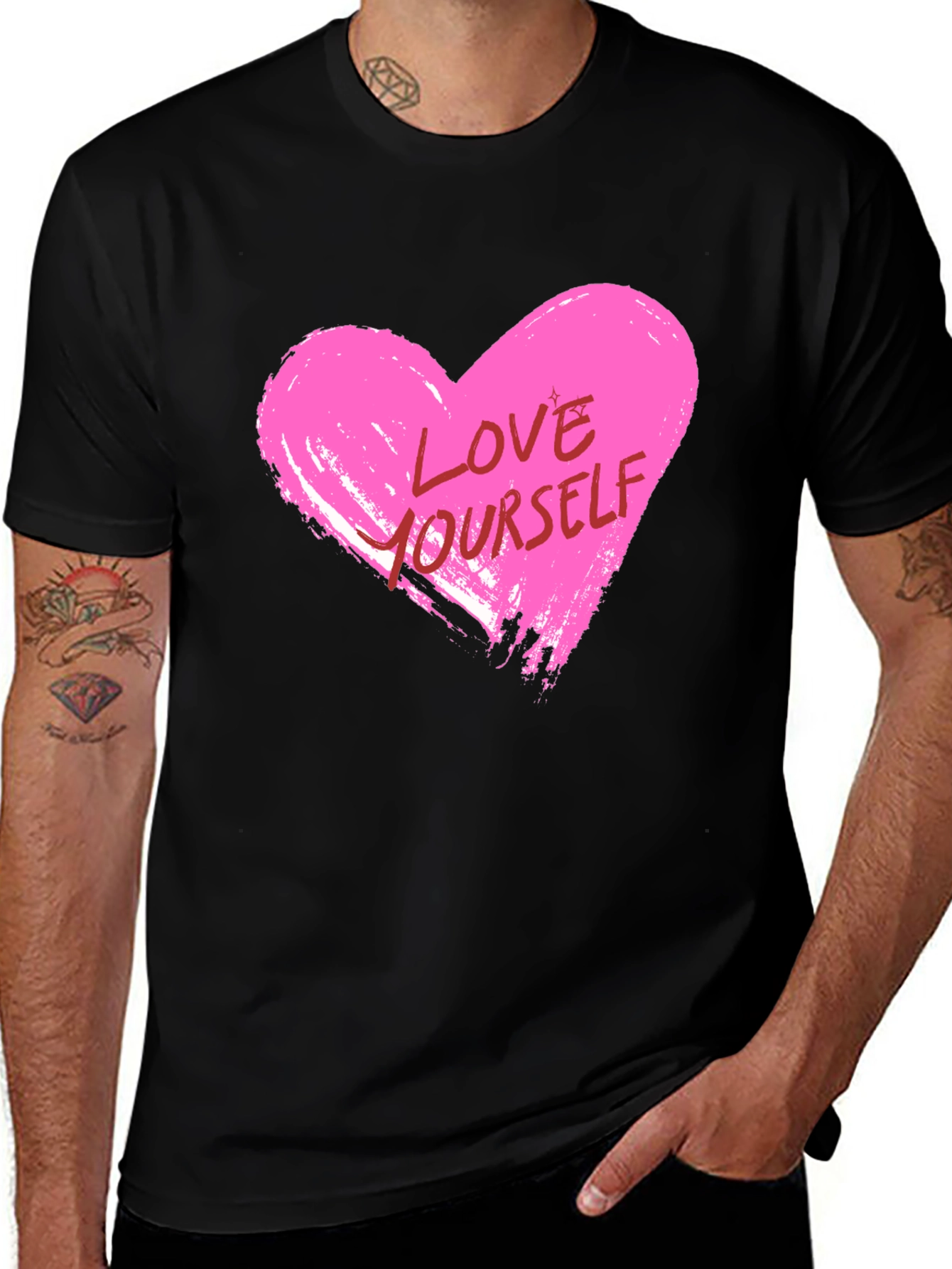 Camiseta Negra con Corazón Ámate a Ti Mismo