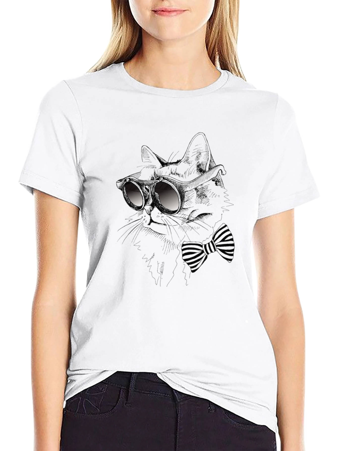 Camiseta Negra con Diseño de Gato Elegante