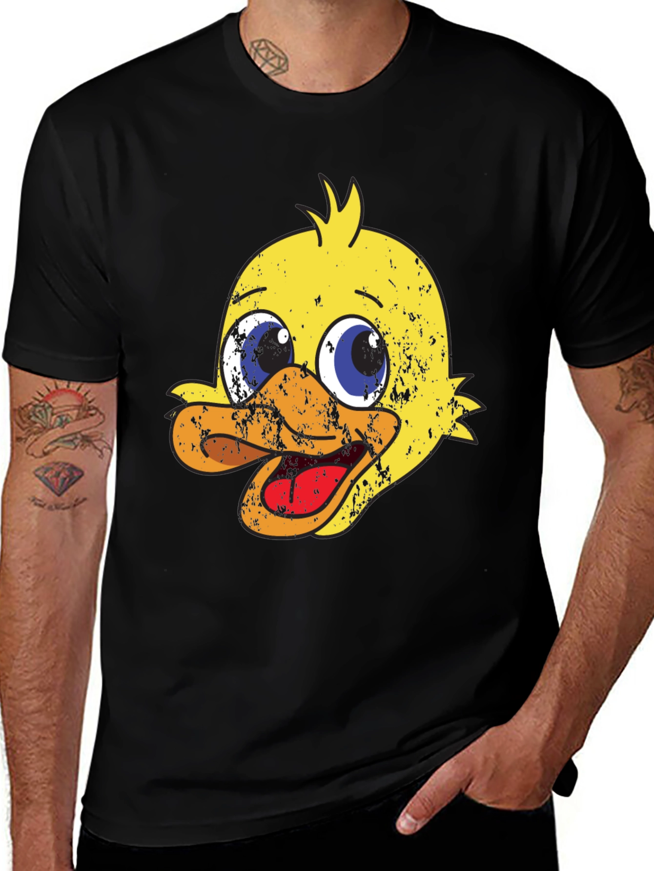 Camiseta Negra con Diseño de Pato Amarillo