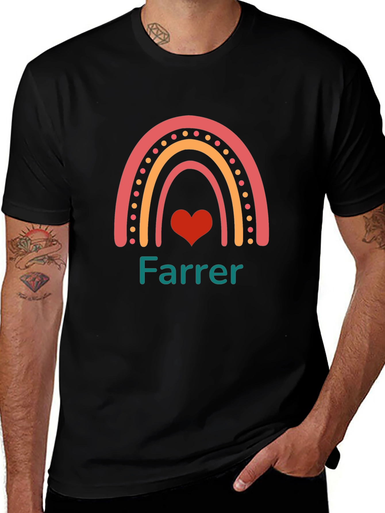 Camiseta Negra con Arcoíris y Corazón - Farrer