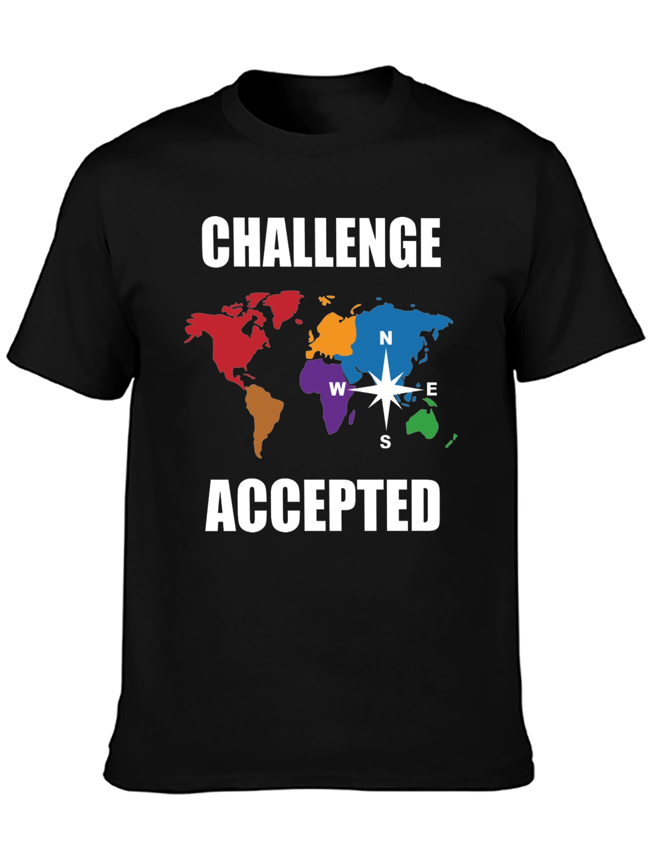 Camiseta Negra Challenge Accepted Mapa Mundial