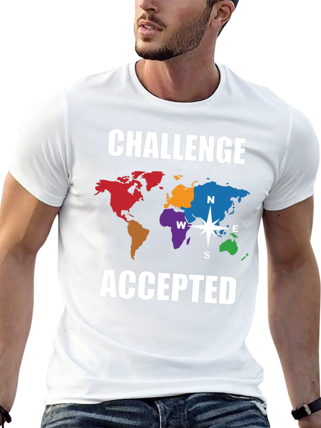 Camiseta Negra Challenge Accepted Mapa Mundial