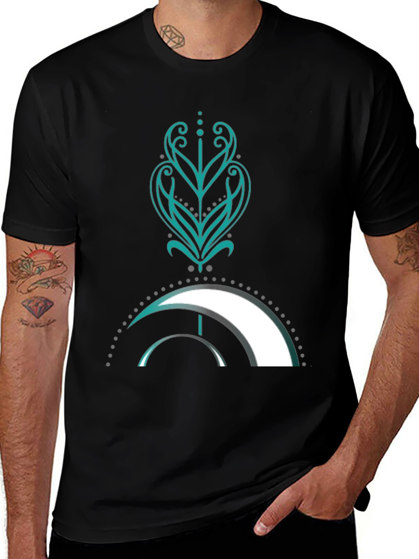 Camiseta Negra con Diseño Abstracto Turquesa