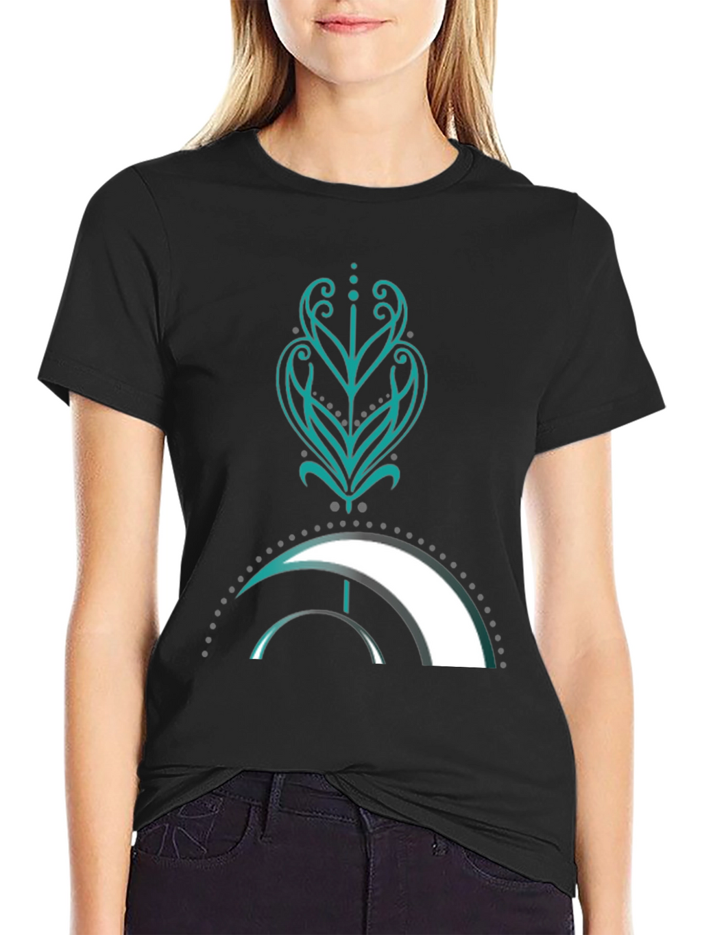 Camiseta Negra con Diseño Abstracto Turquesa