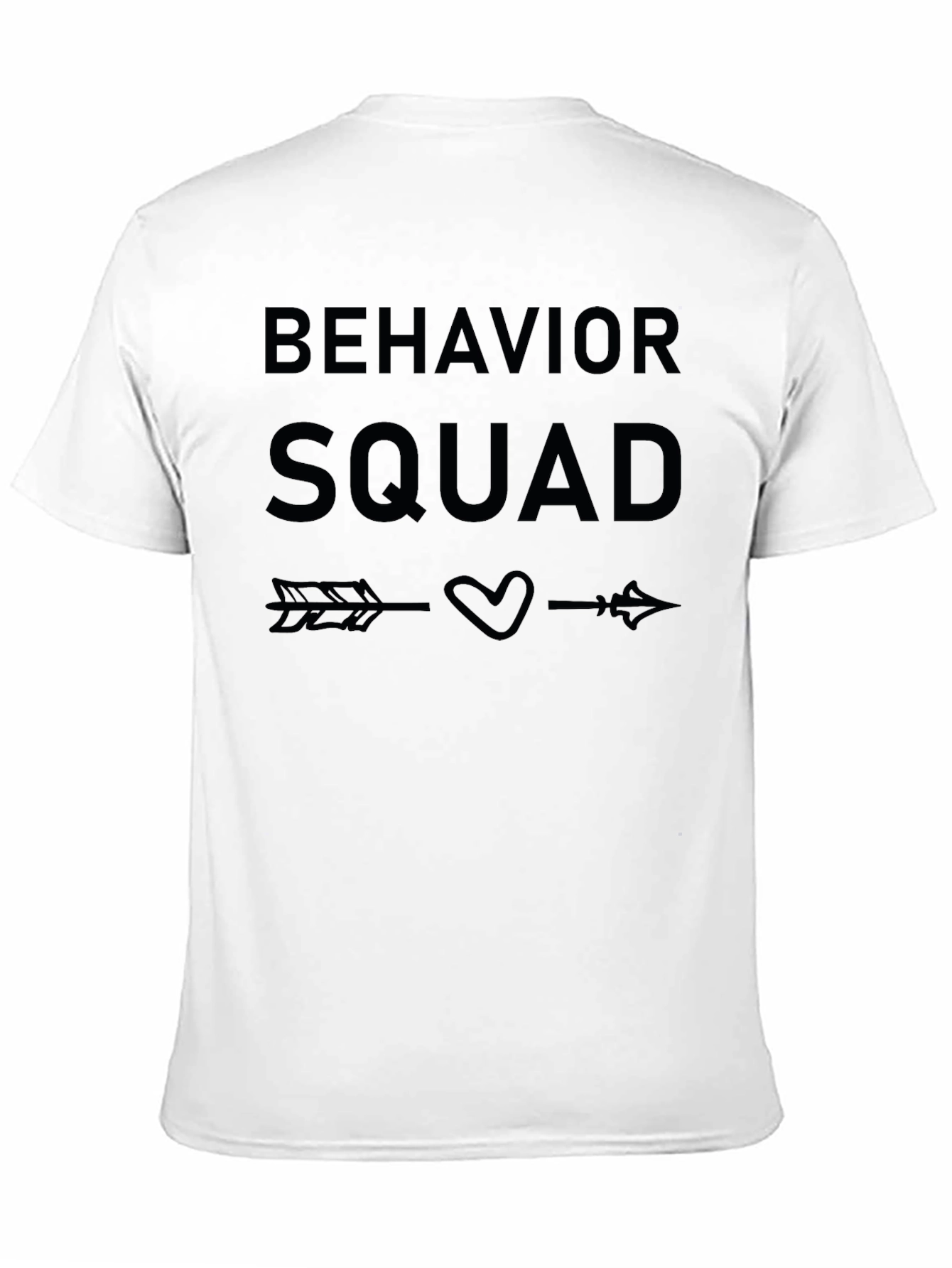 Camiseta Negra Behavior Squad con Diseño de Flecha y Corazón