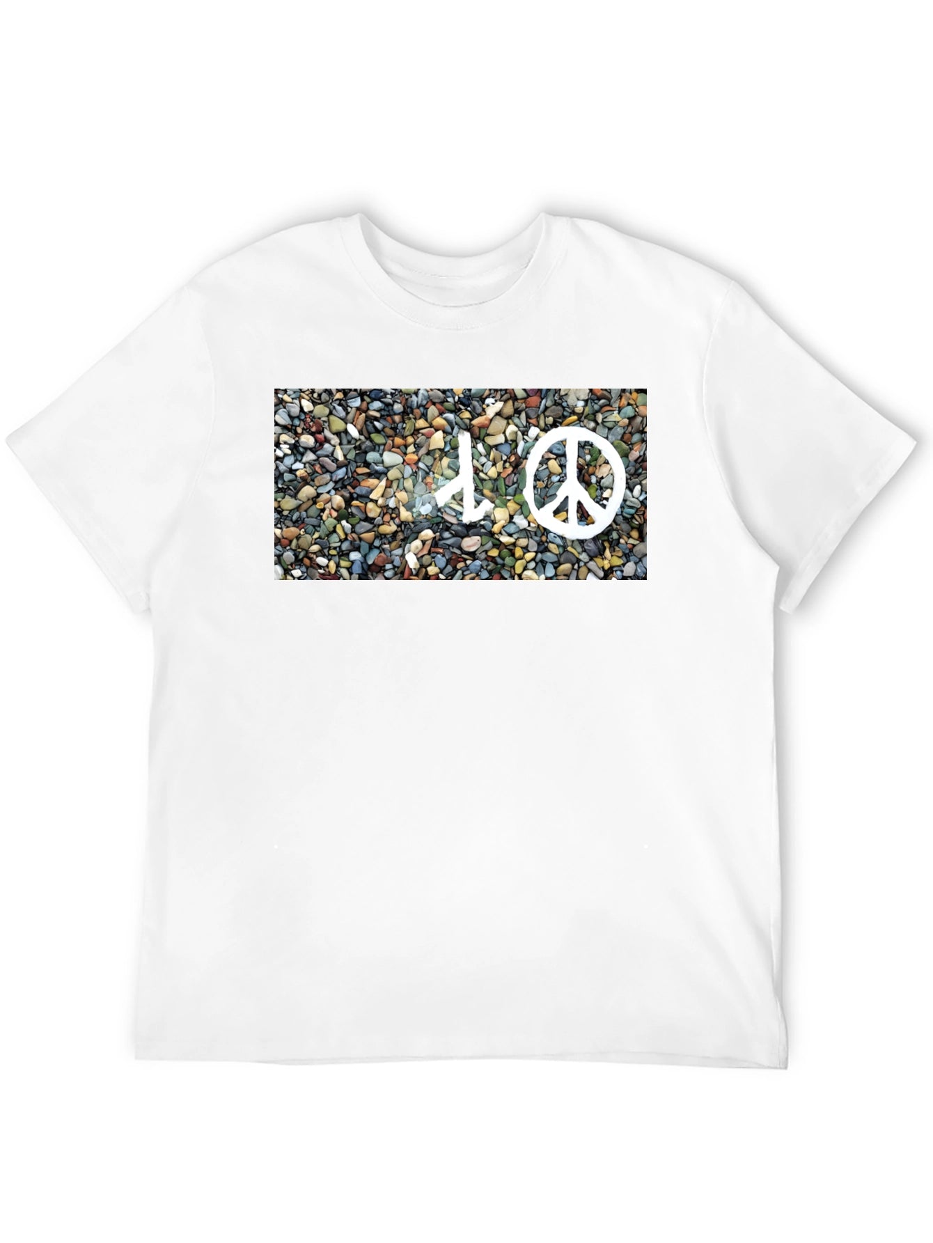 Camiseta Negra con Diseño de Paz y Piedras