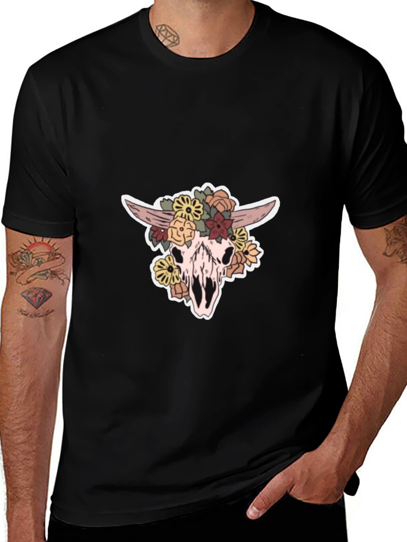 Camiseta Negra Calavera de Vaca con Flores