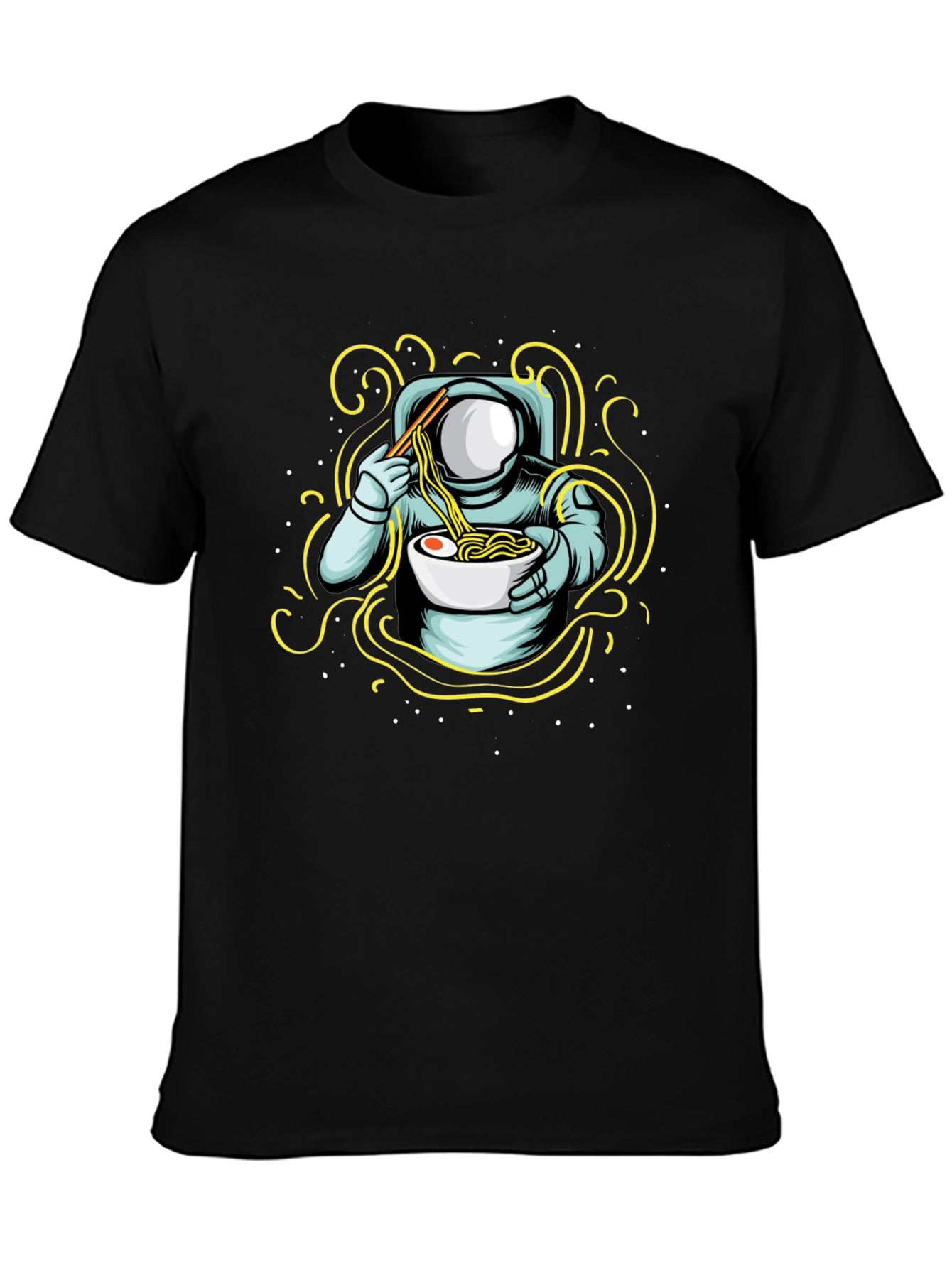 Camiseta Negra Astronauta Comiendo Ramen