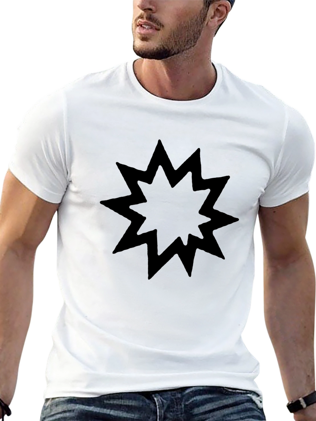 Camiseta Negra con Diseño Abstracto Estrellado