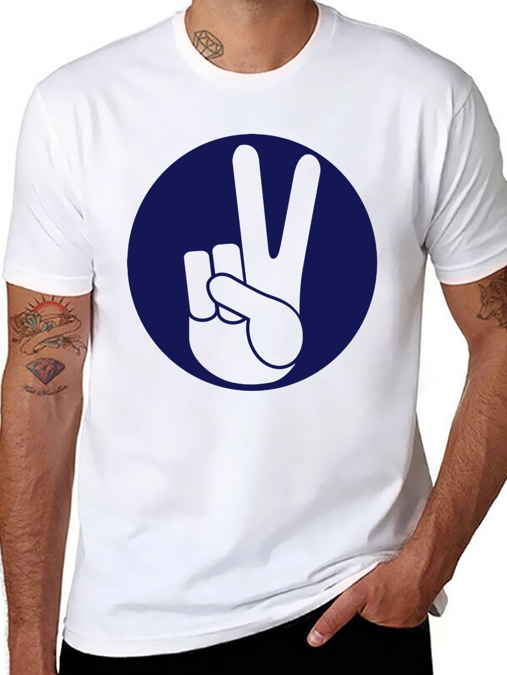 Camiseta Negra con Diseño de Paz